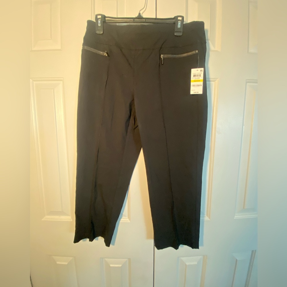 Style & Co. Black Women's Dress Capri’s with Zip Pockets